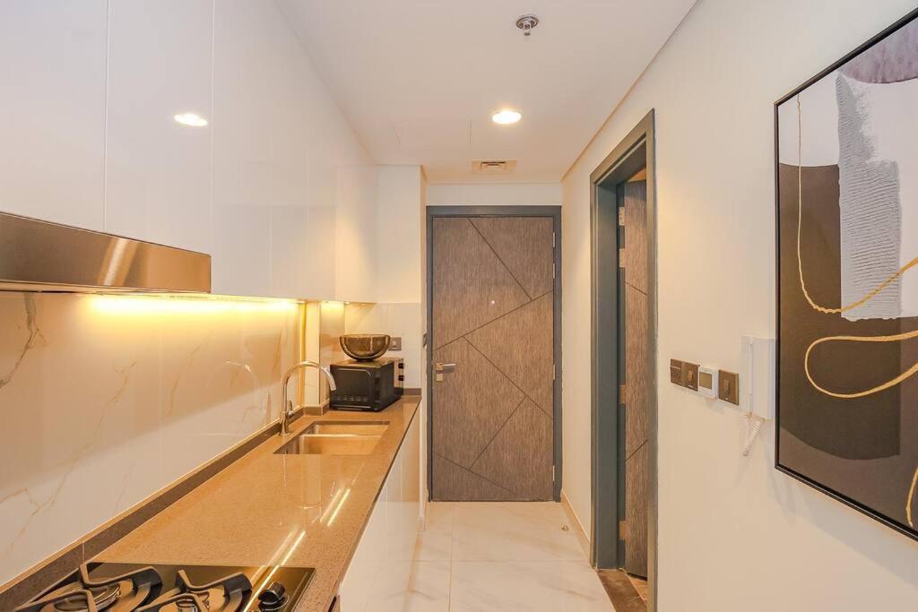 Magnificent Studio-one Of Kind In * Dubai